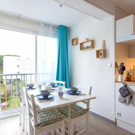 Chez Laurence - Elegant Appartement Climatise Avec Wifi Et Parking La Grande-Motte Exterior foto